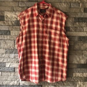 RedHead Sleeveless Button Up Shirt EUC